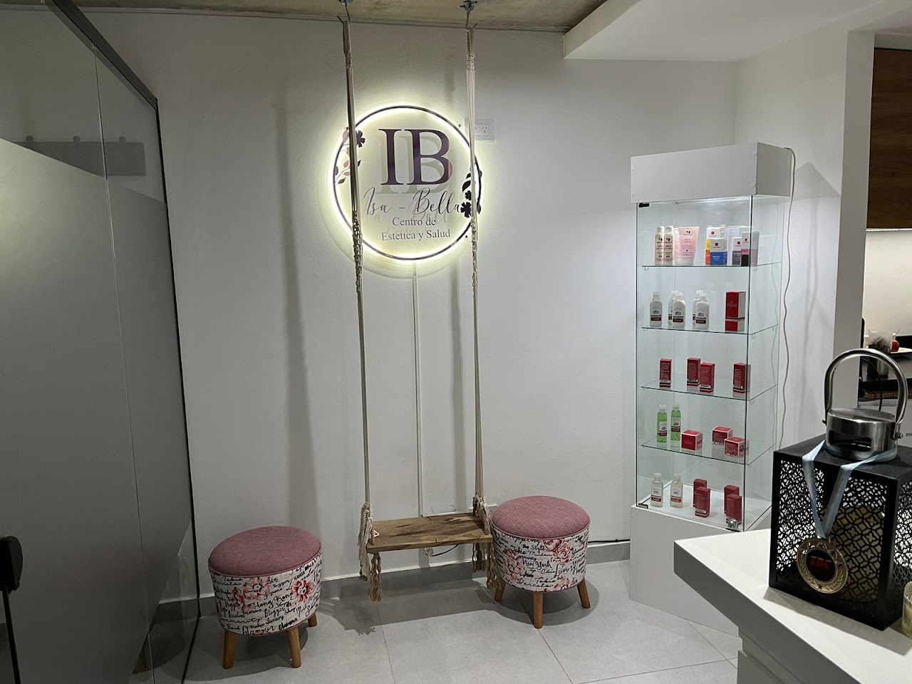 Interior de Isa-Bella, centro de estética en Ituzaingó